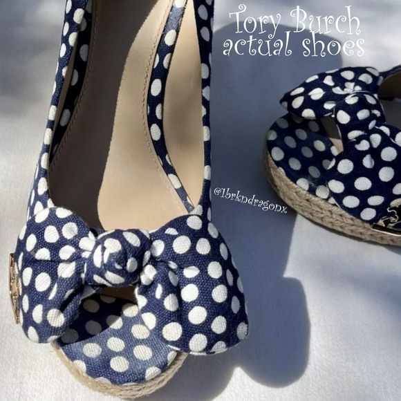 New Tory Burch Polka Dot Wedges Nautical Bow Wedges Boat Summer Spring Sandals - Picture 5 of 16